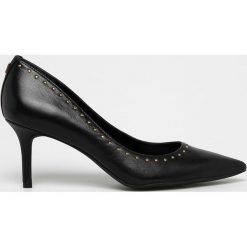 Lauren Ralph Lauren - Szpilki. Czarne szpilki Lauren Ralph Lauren, bez wzorów, z materiału, bez obcasa. W wyprzedaży za 399.90 zł.