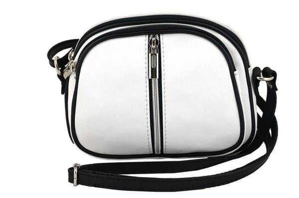 Listonoszka biała BARBERINI'S skórzana 03-32. Białe shopper bag damskie Barberinis, bez wzorów, ze skóry, na ramię, bez dodatków. Za 172.99 zł.