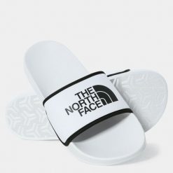 Klapki damskie The North Face Base Camp Slide Iii. Białe klapki damskie The North Face, bez wzorów, z materiału, bez obcasa. Za 268.00 zł.