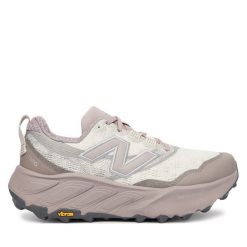 Buty do biegania New Balance. Białe obuwie do biegania damskie New Balance. Za 699.99 zł.