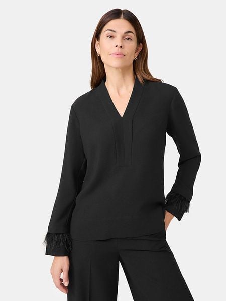 Gerry Weber Bluzka w kolorze czarnym rozmiar: 38. Czarne bluzki damskie Gerry Weber, bez wzorów, bez kołnierzyka, bez ramiączek. Za 244.22 zł.