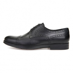 Geox półbuty męskie Hilstone 2fit, 41, czarne. Czarne półbuty męskie Geox, ze skóry, bez zapięcia. W wyprzedaży za 349.00 zł.