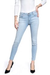 SPODNIE DAMSKIE WRANGLER SKINNY LIGHTEN UP W28KJM173 112128283. Spodnie materiałowe damskie Wrangler, bez wzorów, z jeansu. Za 199.99 zł.