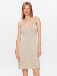 Guess Sukienka dzianinowa Marion W3GK35 Z36K0 Beżowy Slim Fit. Brązowe sukienki damskie Guess, l, z aplikacjami, z dzianiny, bez kołnierzyka, bez ramiączek. Za 939.99 zł.