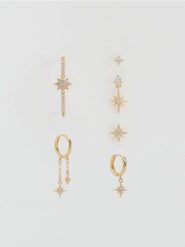 Pozłacane kolczyki z cyrkoniami - złoty. Żółte kolczyki damskie Reserved, z cyrkonią, pozłacane. Za 99.99 zł.