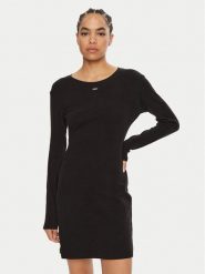 Guess Sukienka dzianinowa O4BK02 KCHZ2 Czarny Regular Fit. Czarne sukienki damskie Guess, xs, z aplikacjami, z bawełny, bez kołnierzyka, bez ramiączek. Za 159.99 zł.