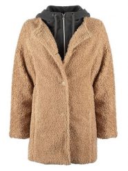 Roadsign Płaszcz pluszowy w kolorze jasnobrązowym rozmiar: M. Brązowe płaszcze damskie Roadsign, m, bez wzorów. Za 208.99 zł.