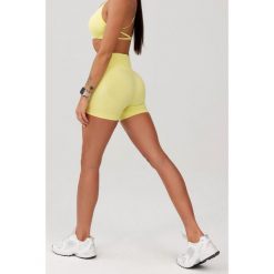 Damskie spodenki bezszwowe Rough Radical Seamless Glow Shorts. Żółte spodenki sportowe damskie ROUGH RADICAL, na fitness i siłownię. W wyprzedaży za 103.92 zł.