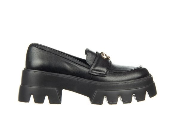 Mokasyny Bayla-159 4481 076-P Czarny Lico 159064, Skóra naturalna - 38. Czarne mokasyny damskie Bayla, ze skóry. W wyprzedaży za 299.00 zł.