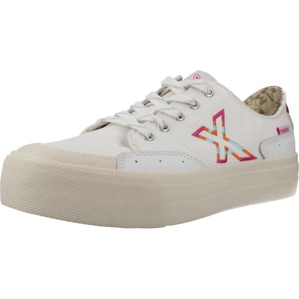 Buty MUNICH SWING SKY 06 Biały. Białe obuwie treningowe damskie munich, na fitness i siłownię. Za 174.99 zł.