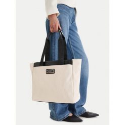 Torebka Nine West. Torebki klasyczne damskie Nine West, bez wzorów, bez dodatków. Za 249.99 zł.