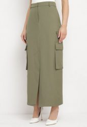 Ciemnozielona Spódnica w Stylu Utility z Kieszeniami i Rozcięciem na Przodzie Temari. Zielone spódniczki damskie Born2be, l, bez wzorów, eleganckie, z podwyższonym stanem, maxi, koszulowe. Za 139.99 zł.