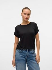 Vero Moda Koszulka w kolorze czarnym rozmiar: S. Czarne bluzki damskie Vero Moda, s, bez wzorów, bez kołnierzyka, bez ramiączek. Za 52.67 zł.