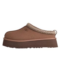 Kapcie Ugg Australian W Tazz Ii Damskie. Brązowe kapcie damskie Ugg, z materiału. Za 642.60 zł.