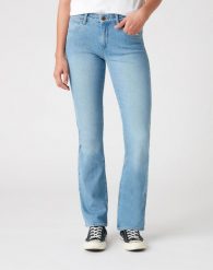 SPODNIE DAMSKIE WRANGLER BOOTCUT DESERT TRAIL W28BZH28U 112128251. Spodnie materiałowe damskie Wrangler, bez wzorów, z jeansu. Za 199.99 zł.
