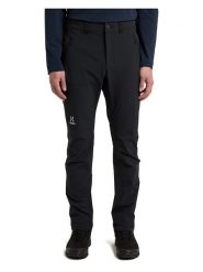 Haglöfs Spodnie softshellowe "Morän" w kolorze czarnym rozmiar: 56. Czarne spodnie materiałowe męskie Haglöfs, bez wzorów, z poliamidu, sportowe. Za 305.29 zł.