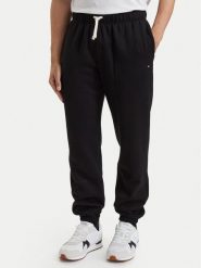 Tommy Hilfiger Spodnie dresowe Essential MW0MW37231 Czarny Relaxed Fit. Czarne spodnie dresowe męskie Tommy Hilfiger, bez wzorów, z dresówki. Za 449.99 zł.