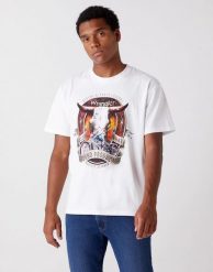 MĘSKI T-SHIRT WRANGLER SS SEASONAL TEE REAL WHITE W7ADGFXW1 112131330. Białe t-shirty męskie Wrangler, m, bez wzorów, bez kołnierzyka. Za 69.99 zł.