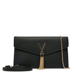 Torebka Valentino. Czarne torebki wieczorowe Valentino, bez wzorów, wizytowe, bez kołnierzyka, bez ramiączek. Za 439.99 zł.