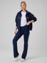 4F Legginsy z rozszerzanymi nogawkami damskie - granatowe XL. Niebieskie legginsy damskie 4f, xl, bez wzorów, z bawełny. Za 129.99 zł.