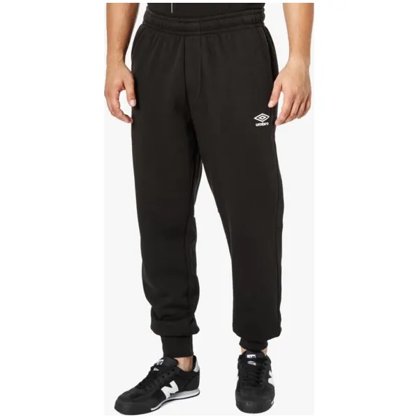 Umbro Spodnie Fw Fleece Jogger , czarny, rozmiar M. Czarne spodnie materiałowe męskie Umbro, bez wzorów, z bawełny, sportowe. W wyprzedaży za 63.99 zł.