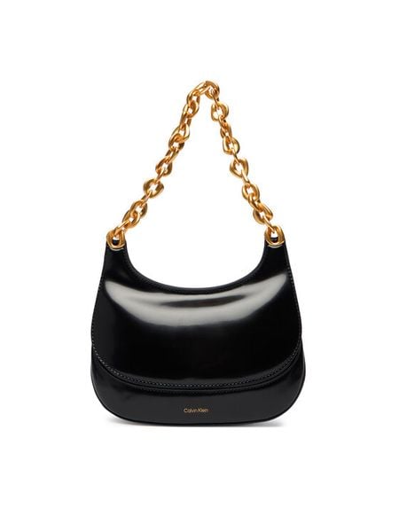 Calvin Klein Torebka Chain Shoulder Bag LV04F3403G Czarny. Czarne torebki klasyczne damskie CALVIN KLEIN, bez wzorów, ze skóry, bez dodatków. Za 397.99 zł.