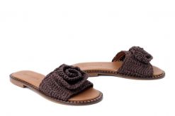 BOCCATO 0633-11 brown textile, klapki damskie. Brązowe klapki damskie Boccato, bez wzorów, bez obcasa, na obcasie. Za 250.67 zł.