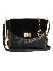 Mia Tomazzi Skórzana torebka "Marostica" w kolorze czarnym - 26 x 21 x 10 cm rozmiar: onesize. Czarne torebki klasyczne damskie Mia Tomazzi, bez wzorów, z materiału, bez dodatków. Za 260.99 zł.