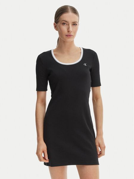 Calvin Klein Jeans Sukienka codzienna LV047F224G Czarny Slim Fit. Czarne sukienki damskie Calvin Klein Jeans, na co dzień, m, bez wzorów, z bawełny, bez kołnierzyka, bez ramiączek, proste. Za 329.99 zł.