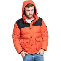 MĘSKA KURTKA ZIMOWA LEE PUFFER JACKET POINCIANA L86NSZOL 112122746. Kurtki męskie Lee, na zimę, l, bez wzorów, bez kaptura. Za 309.99 zł.