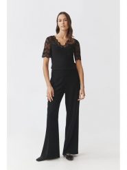 TATUUM Bluzka w kolorze czarnym rozmiar: M. Czarne bluzki damskie Tatuum, m, bez wzorów, z koronki, bez kołnierzyka, bez ramiączek. Za 97.45 zł.