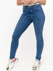 SPODNIE DAMSKIE WRANGLER HIGH RISE SKINNY POOL BLUE W27HJN68M 112128090. Niebieskie spodnie materiałowe damskie Wrangler, bez wzorów, z jeansu. Za 199.99 zł.