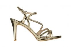 Sandały Bayla-187 587-531 Gold 187046, Złoty, Skóra ekologiczna - 41. Żółte sandały damskie Bayla, bez wzorów, z lakierowanej skóry, bez obcasa. W wyprzedaży za 179.10 zł.