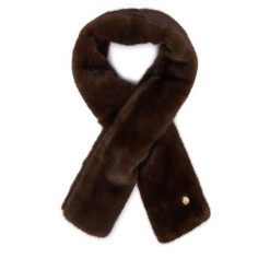 Szalik Guess. Brązowe szaliki i kominy damskie Guess, z aplikacjami. Za 234.99 zł.