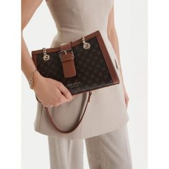 Torebka Nine West. Brązowe torebki klasyczne damskie Nine West, bez wzorów, bez dodatków. Za 229.99 zł.