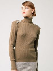 Rodier Golf w kolorze beżowym rozmiar: M. Brązowe golfy damskie Rodier, m, z aplikacjami, z bawełny, bez ramiączek. Za 274.99 zł.