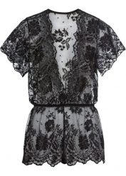 Kombinezon. Czarne kombinezony damskie bonprix, z aplikacjami, z koronki, bez kołnierzyka, bez ramiączek. Za 119.99 zł.