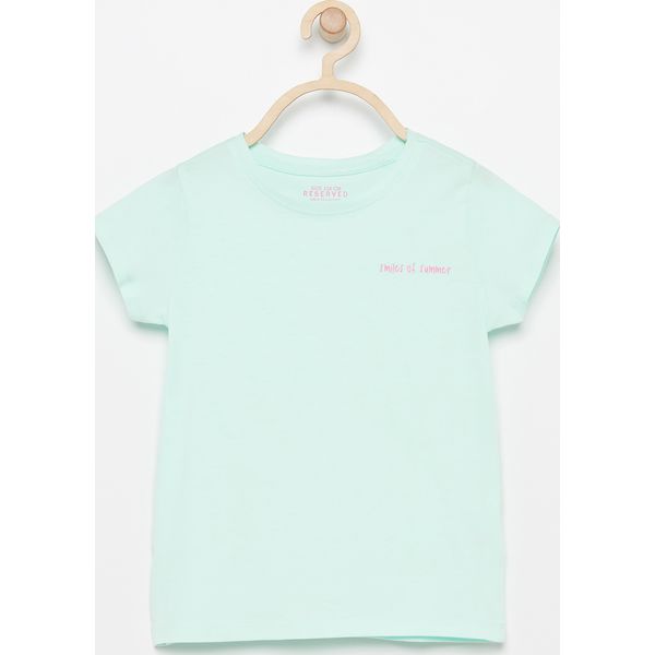 T-shirt z małym nadrukiem - Turkusowy. Niebieskie koszulki dziewczęce Reserved, bez wzorów, bez ramiączek. W wyprzedaży za 9.99 zł.