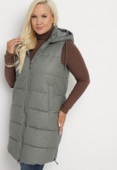 Ciemnoszara Pikowana Kamizelka z Kapturem na Suwak i Napy Timella. Szare kamizelki damskie Born2be, plus size, z jeansu. Za 159.99 zł.