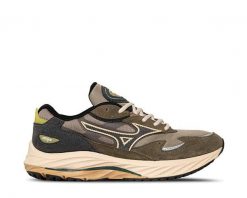 Buty męskie Mizuno Wave Rider. Brązowe obuwie do biegania damskie Mizuno, mizuno wave. Za 789.99 zł.