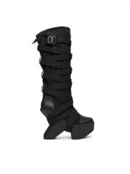 United Nude Kozaki Boulder Boot 109440154 Czarny. Czarne kozaki damskie United Nude, z materiału, bez obcasa, na koturnie. Za 2,039.00 zł.