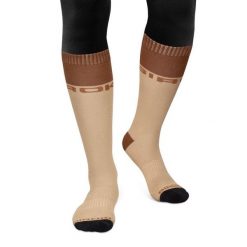 Skarpety snowboardowe Siroko Fuji Brown. Brązowe skarpetki damskie SIROKO, bez wzorów. Za 63.00 zł.