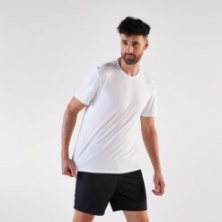 Koszulka do biegania męska Kiprun Run 100. Białe t-shirty sportowe męskie KIPRUN, m, z materiału, bez ramiączek, do biegania. Za 29.99 zł.