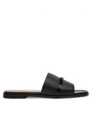 LOVE MOSCHINO Klapki JA28082G1MIA400A Czarny. Czarne klapki damskie Love Moschino, bez wzorów, ze skóry, bez obcasa. Za 539.99 zł.
