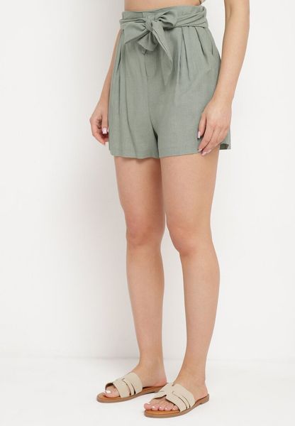Zielone Bawełniane Szorty z Gumką w Pasie i Paskami po Bokach Fotina. Zielone szorty damskie Born2be, bez wzorów, z bawełny, eleganckie. Za 54.99 zł.