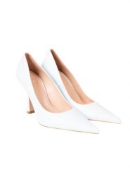 Liu Jo Szpilki "Pointy" | SA2701 PXD84 | Kobieta | Niebieski. Niebieskie szpilki Liu Jo, bez wzorów, ze skóry, bez obcasa. W wyprzedaży za 439.00 zł.