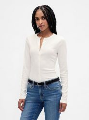 GAP Kardigan w kolorze kremowym rozmiar: XXL. Brązowe kardigany damskie GAP, xxl, bez wzorów. Za 87.61 zł.