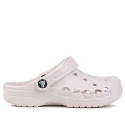 Klapki damskie na basen Crocs BAYA. Czerwone klapki damskie Crocs, bez wzorów, bez obcasa. W wyprzedaży za 189.00 zł.