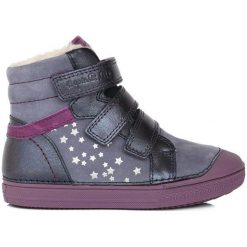 D-D-step dziewczęce botki z gwiazdkami 30 fioletowy. Fioletowe botki dziewczęce D-D-Step, bez wzorów, z futra, bez ramiączek. Za 199.00 zł.