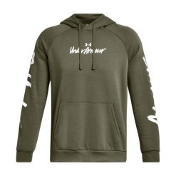 Bluza męska Under Armour Rival Fleece Graphic HD. Zielone bluzy bez kaptura męskie Under Armour, bez wzorów, sportowe, bez kołnierzyka, bez ramiączek. Za 159.99 zł.